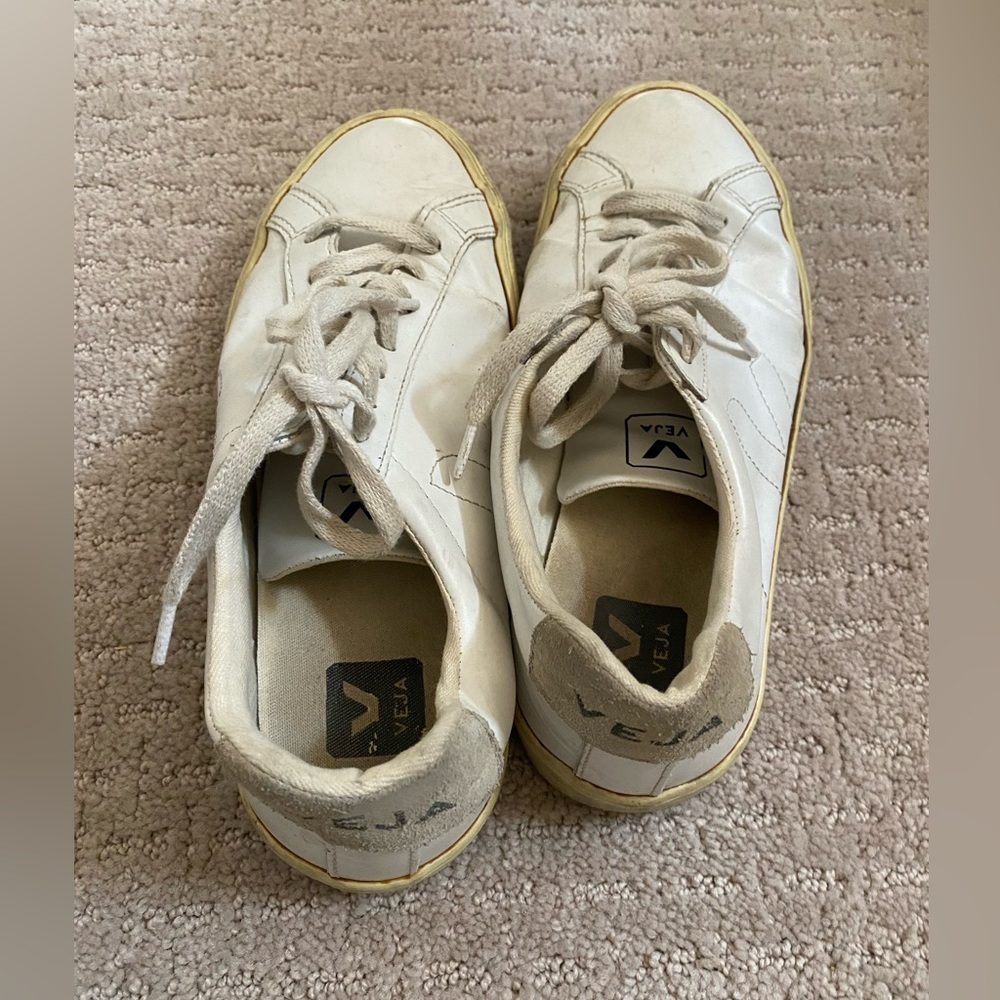 Veja Esplar white leather sneaker with taupe suede heel